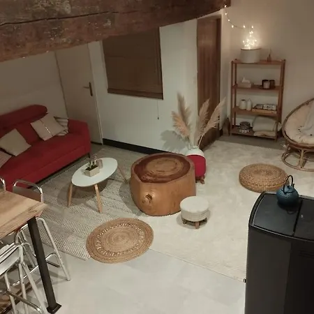 Maison De *